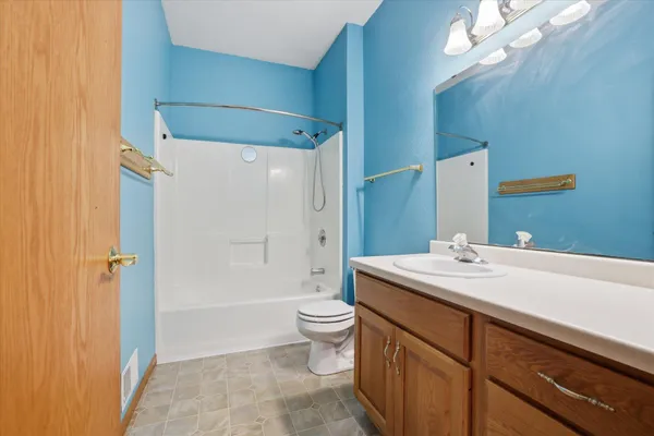 $210,000 | 492 Park Place, Unit 21, Kewaskum, WI 53040