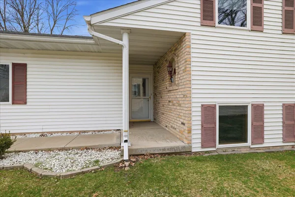$210,000 | 492 Park Place, Unit 21, Kewaskum, WI 53040