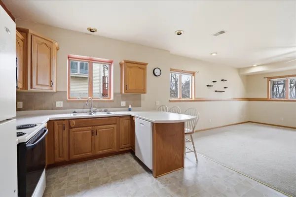 $210,000 | 492 Park Place, Unit 21, Kewaskum, WI 53040