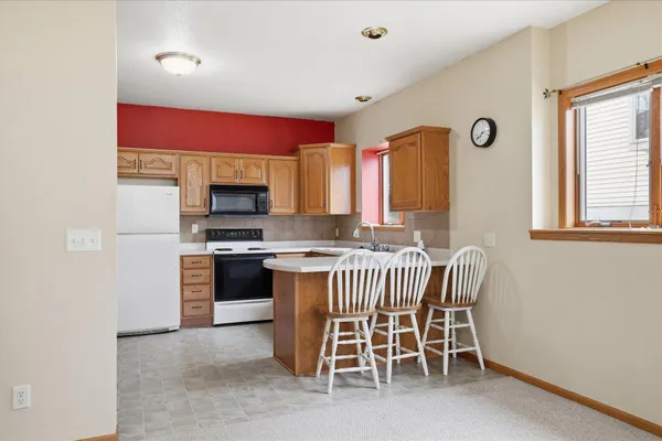 $210,000 | 492 Park Place, Unit 21, Kewaskum, WI 53040