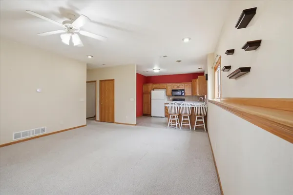 $210,000 | 492 Park Place, Unit 21, Kewaskum, WI 53040