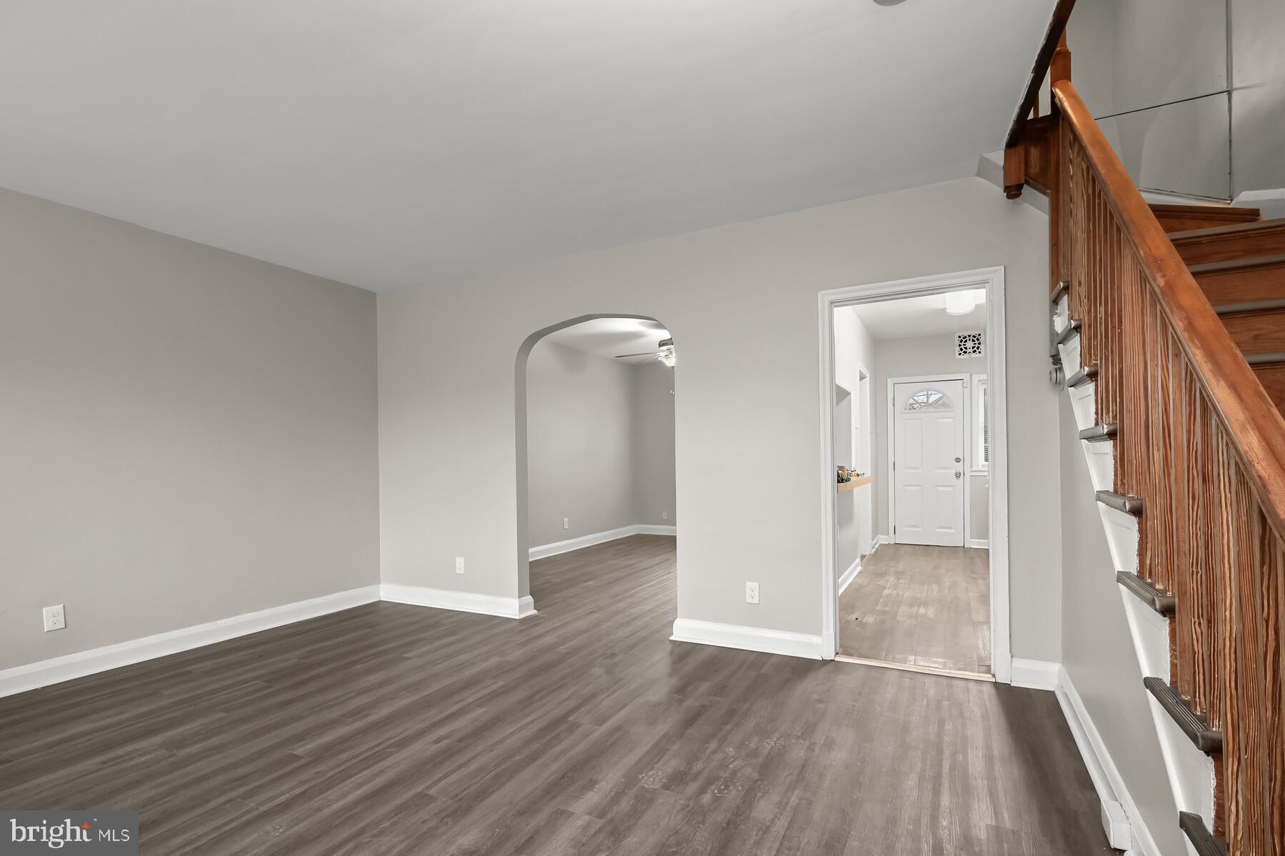 730 Braeside Road Baltimore, MD 21229 - Photo 4 of 22