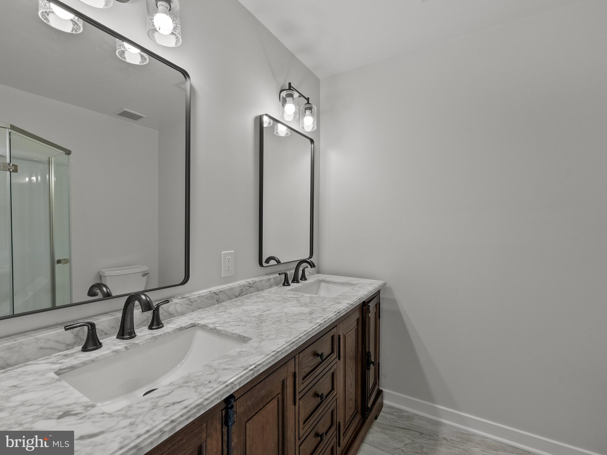 2852 Cedarest Road Fairfax, VA 22031 - Photo 28 of 40