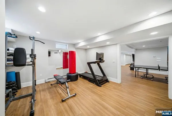 $3,300,000 | 257 Truman Drive, Cresskill, NJ 07626