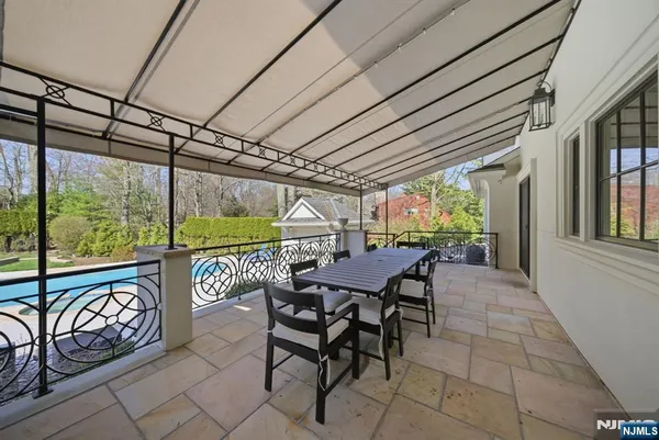 $3,300,000 | 257 Truman Drive, Cresskill, NJ 07626