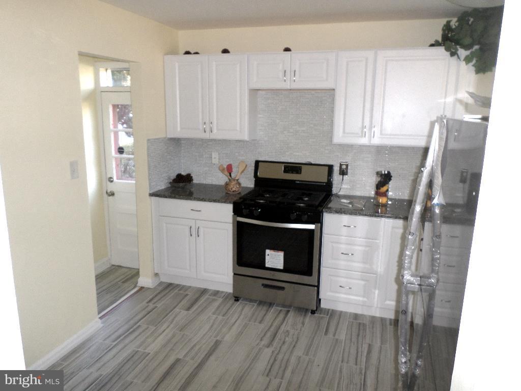 9407 Avenel Road Silver Spring, MD 20903 - Photo 5 of 14 Kitchen