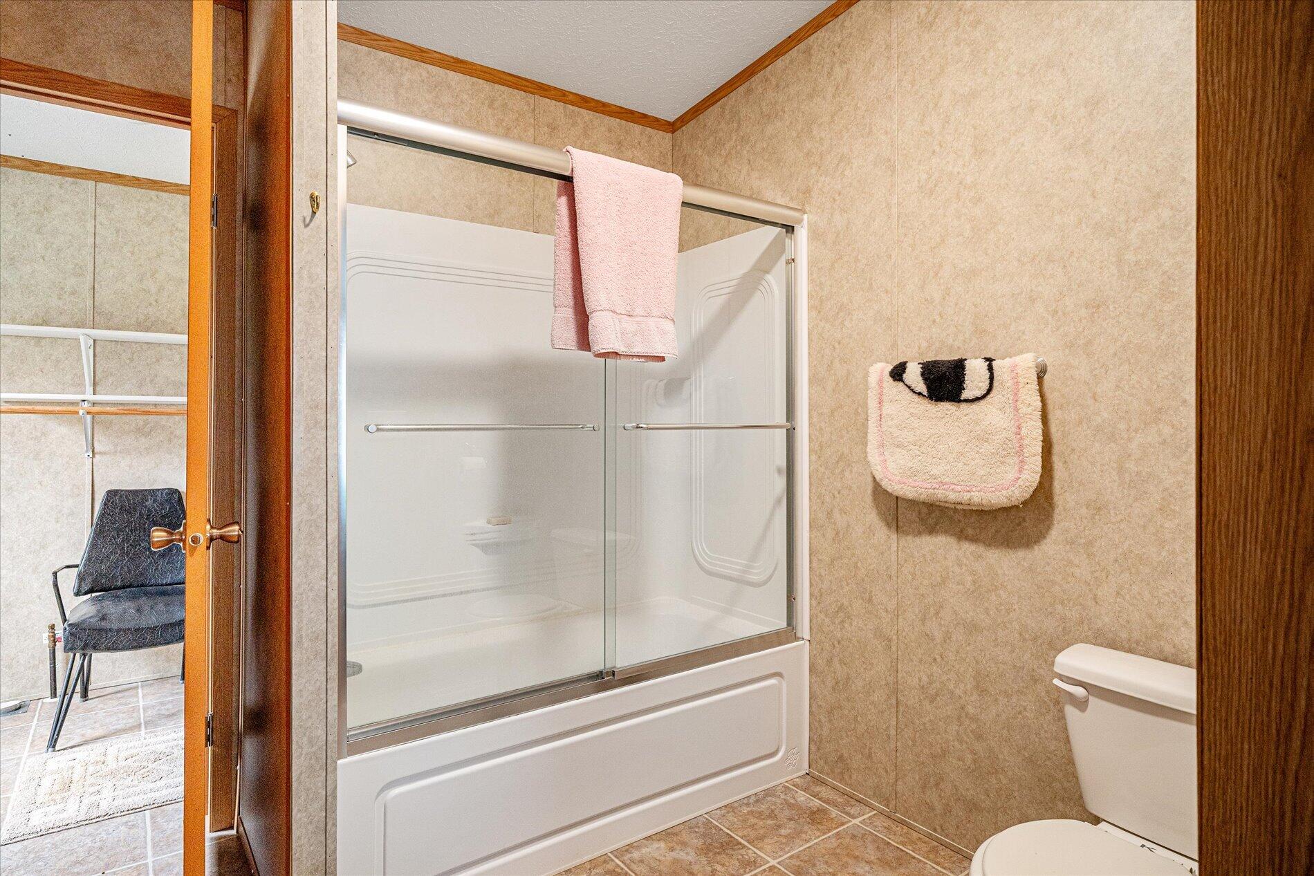 E11695 Chadwick Hollow Road Liberty, WI 54664 - Photo 14 of 49 Primary Bathroom