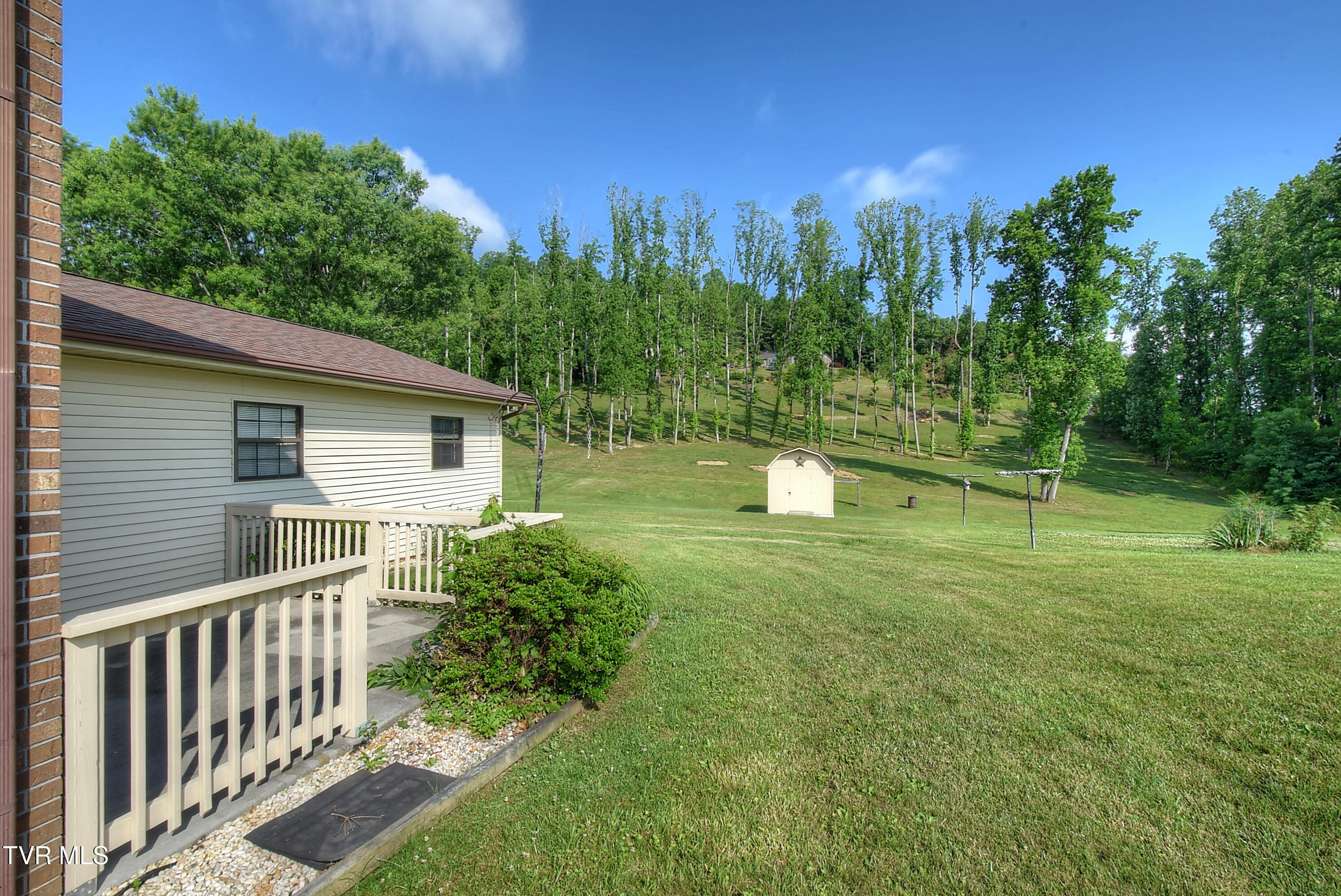 146 Clay Little Road Elizabethton, TN 37643 - Photo 51 of 54 DSC_0802_3_4_5_6_7