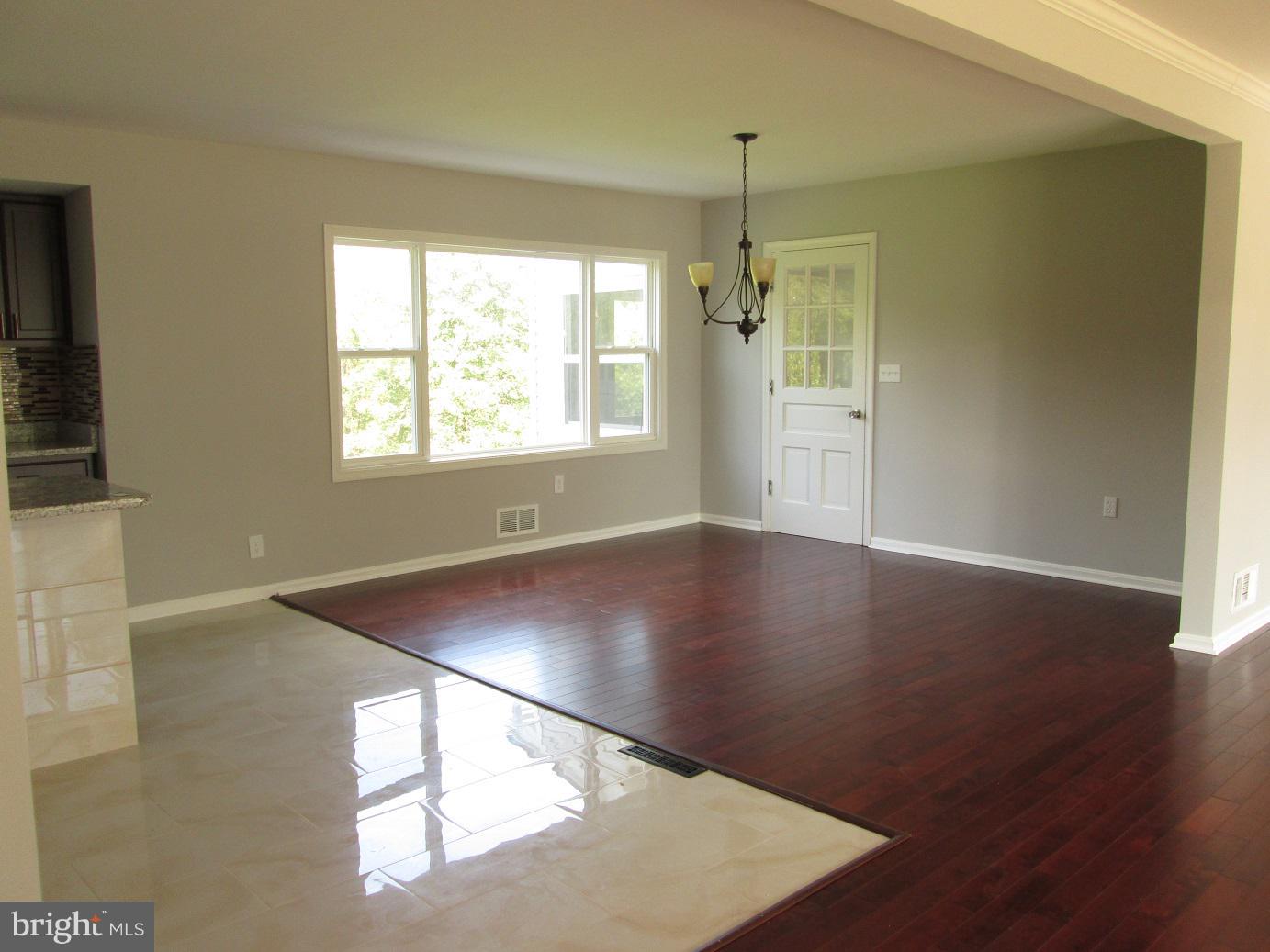 902 Winhall Way Silver Spring, MD 20904 - Photo 8 of 20 Dining Room