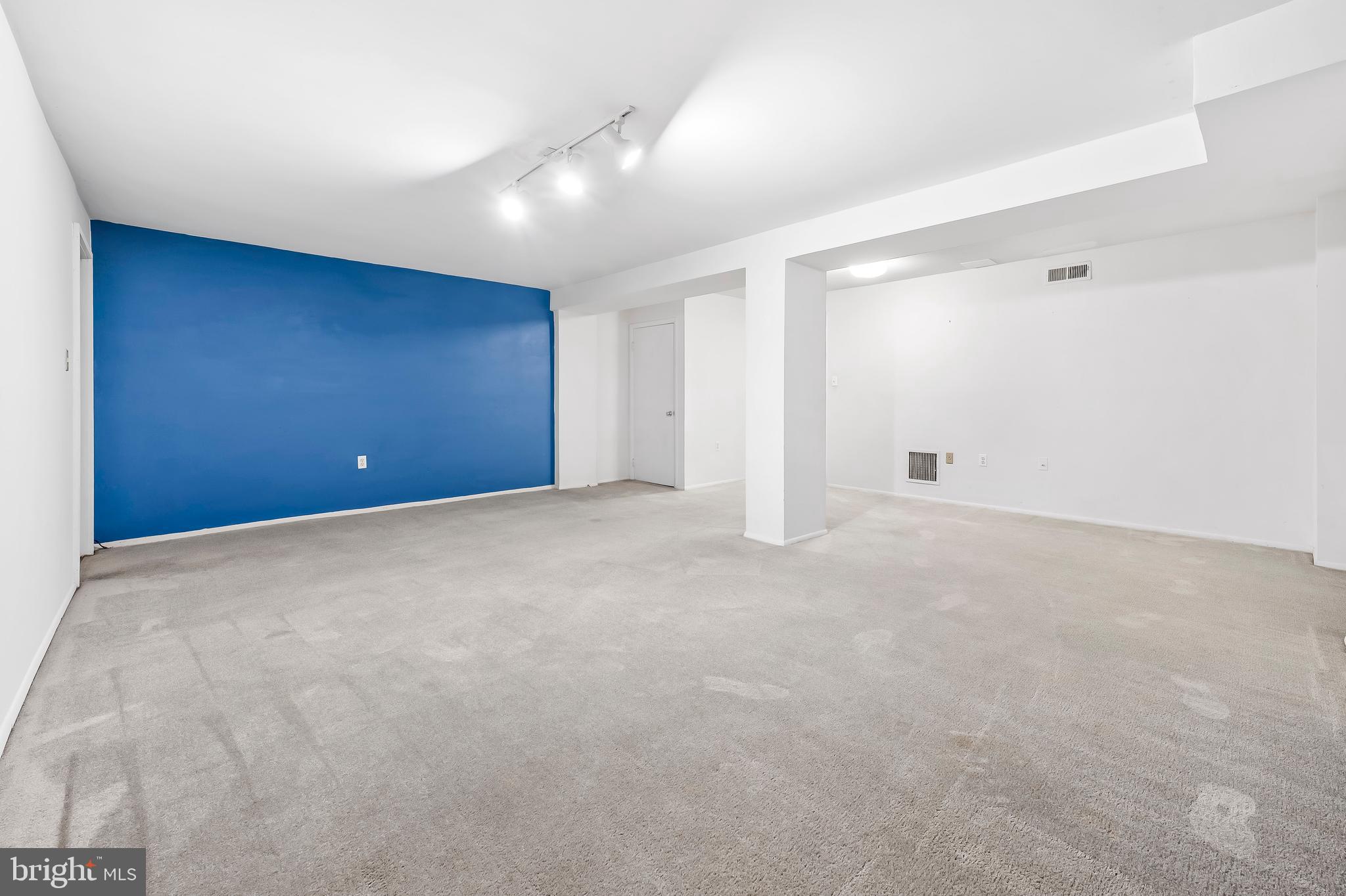 1953 Greenberry Road Baltimore, MD 21209 - Photo 32 of 46