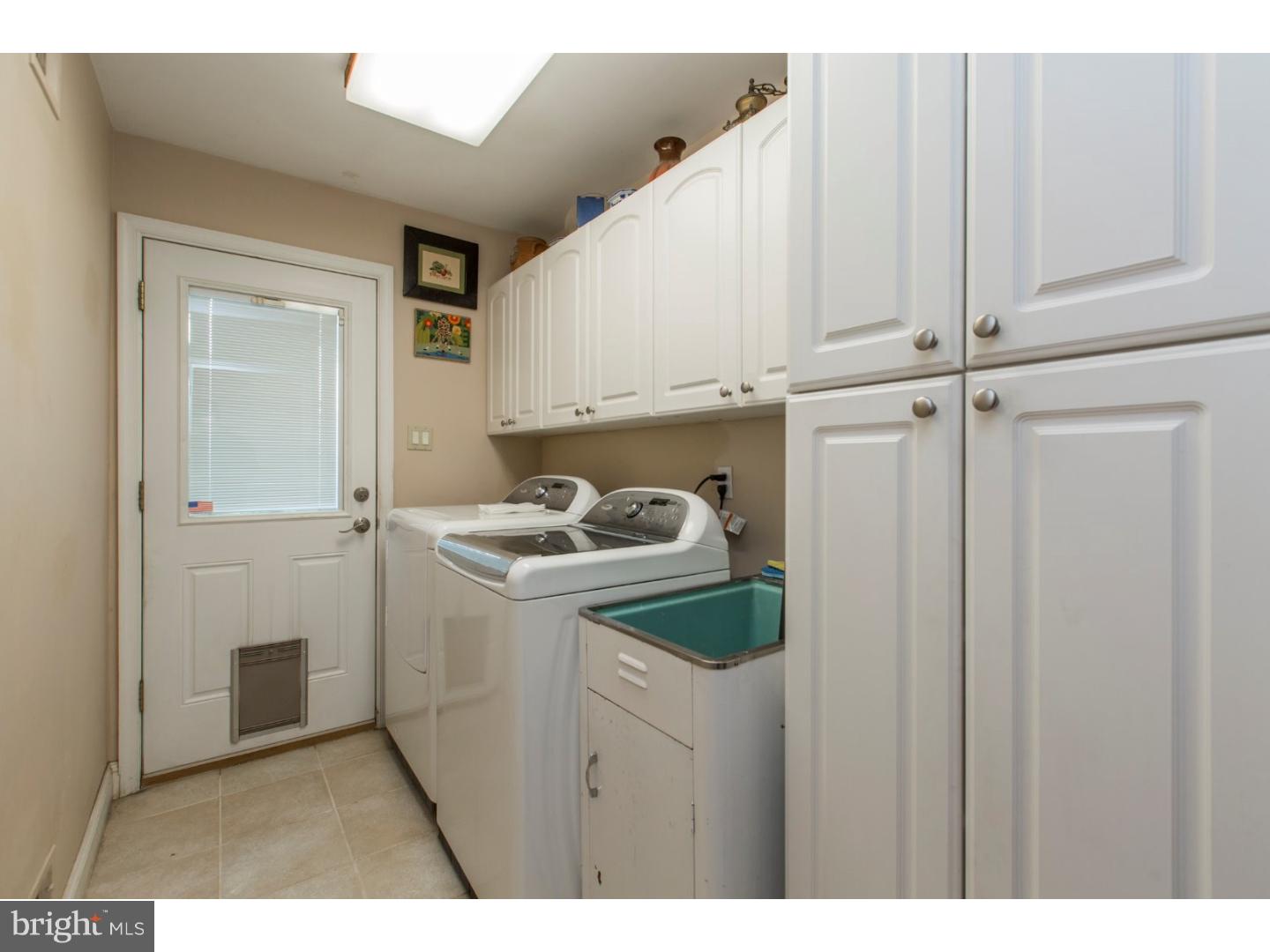 209 Parkview Road Cheltenham, PA 19012 - Photo 8 of 22 Gallery Image 8
