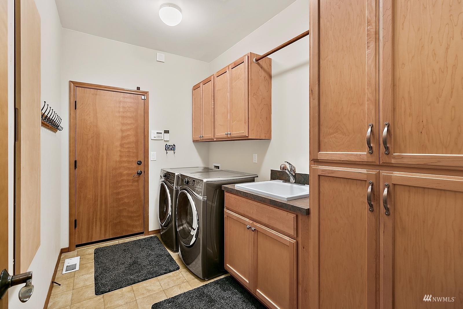 4433 Shellridge Road Northwest Olympia, WA 98502 - Photo 25 of 40 Gallery Image 25