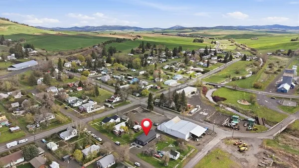 $295,000 | 424 Sheridan Street, Tekoa, WA 99033