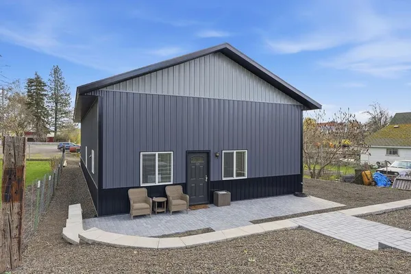 $295,000 | 424 Sheridan Street, Tekoa, WA 99033