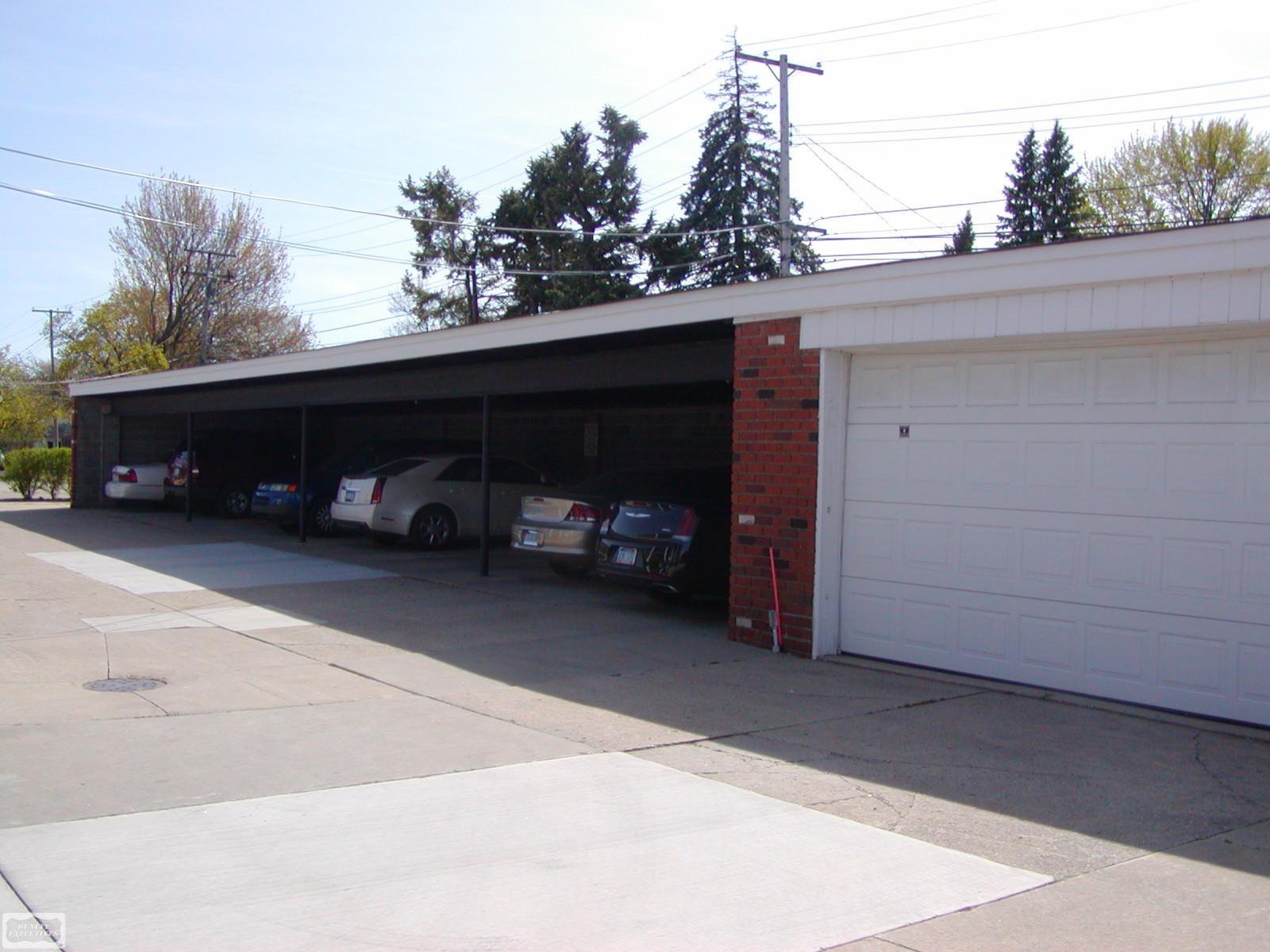 23321 Kelly Road, Unit 5 Eastpointe, MI 48021 - Photo 13 of 13