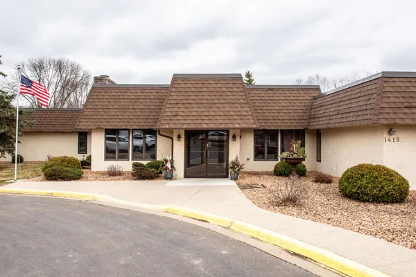 $203,000 | 1415 Lake Street, Unit 131, Alexandria, MN 56308