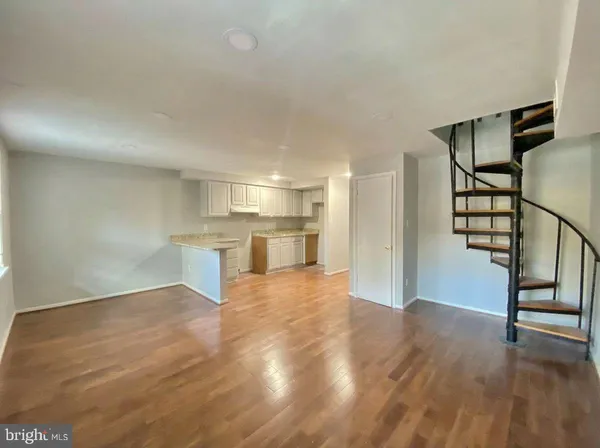 $2,095 | 713 Walnut Street, Unit 3R, Philadelphia, PA 19106