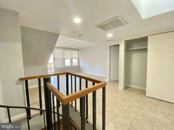 $2,095 | 713 Walnut Street, Unit 3R, Philadelphia, PA 19106