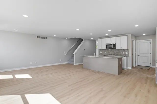 $350,000 | 767 Reagan Lane, Milan, MI 48160