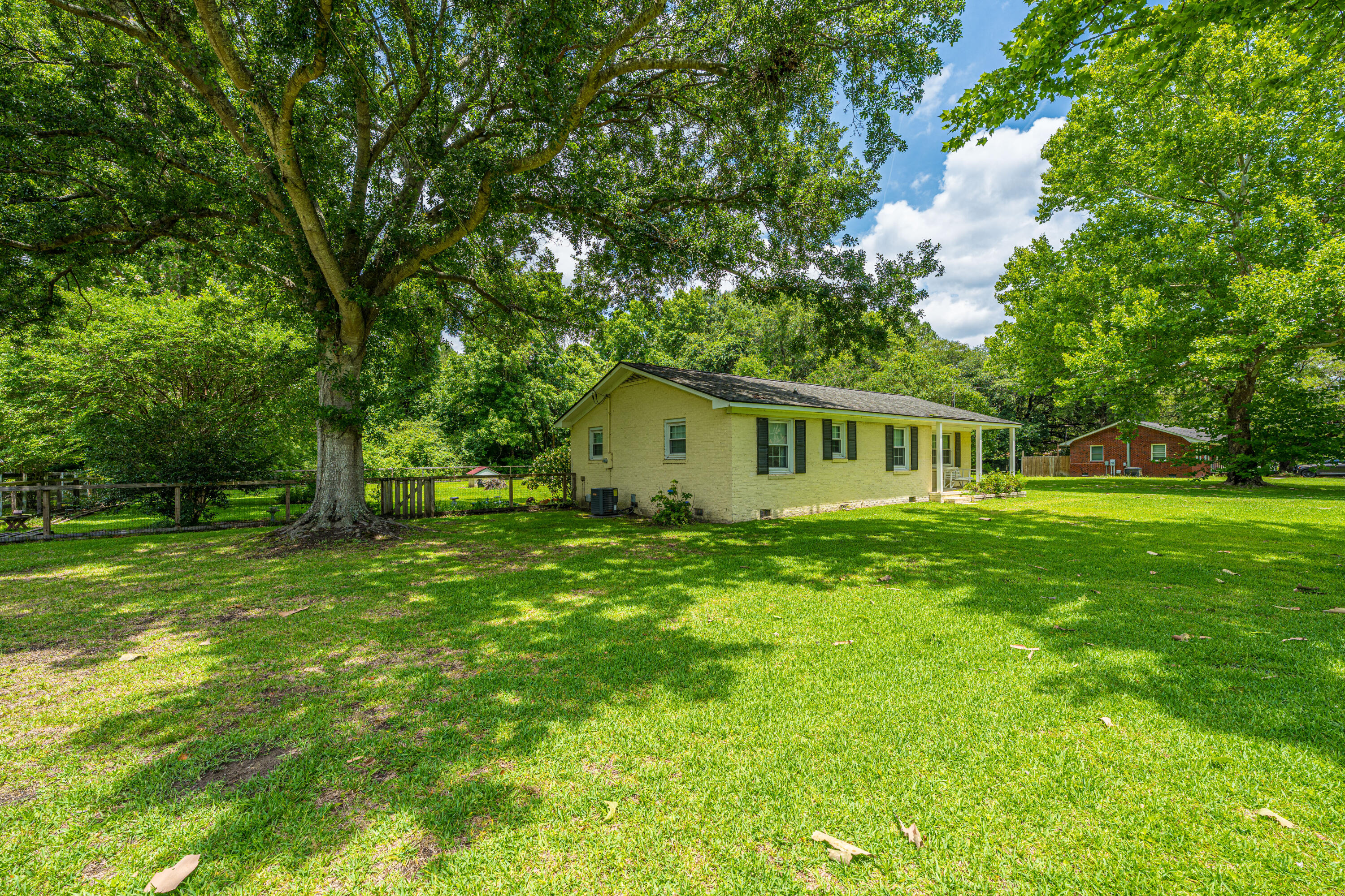 7372 Commodore Road Hollywood, SC 29449 - Photo 4 of 60
