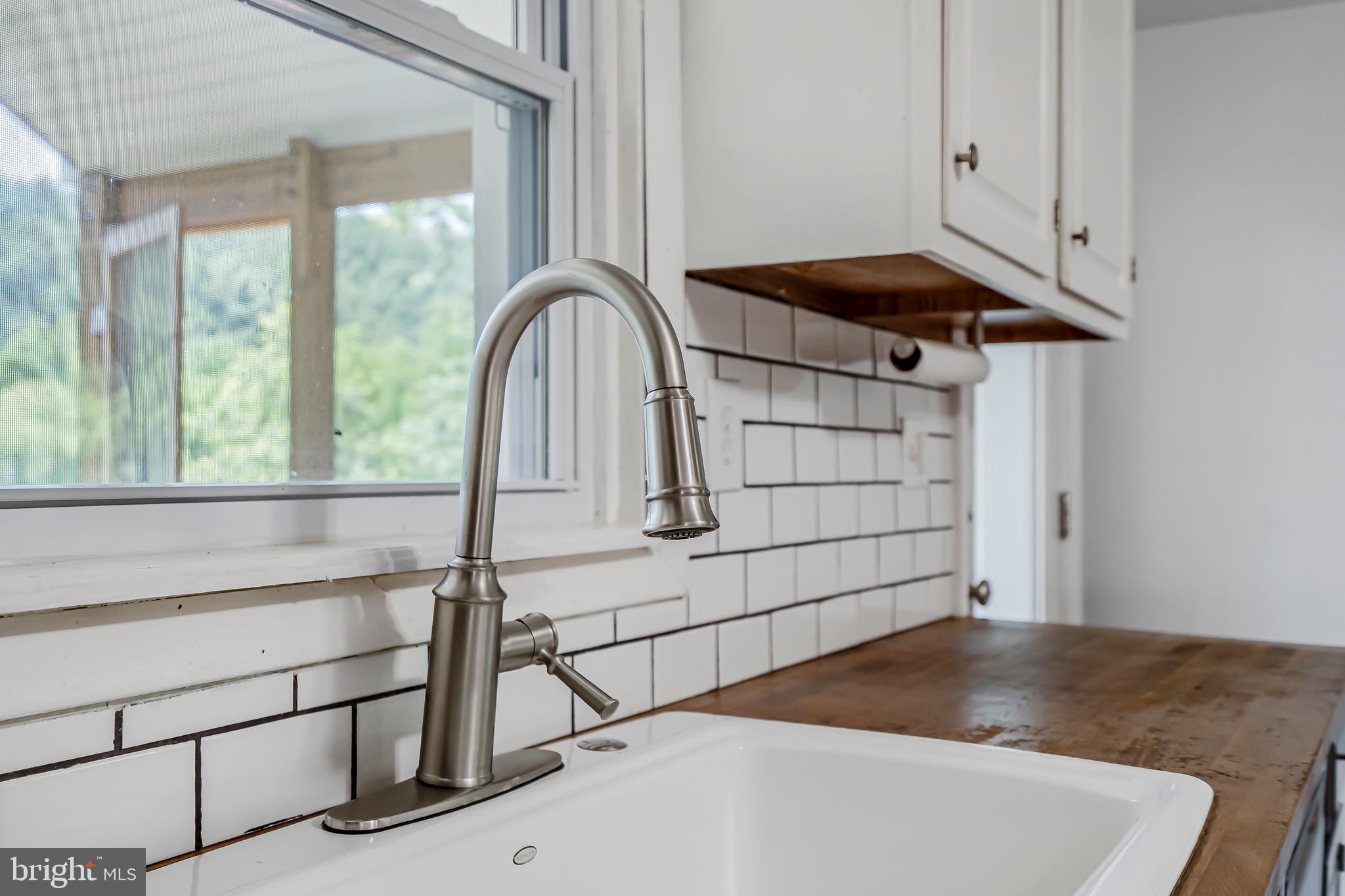 2921 Schoolhouse Road Finksburg, MD 21048 - Photo 12 of 53 Tile Backsplash
