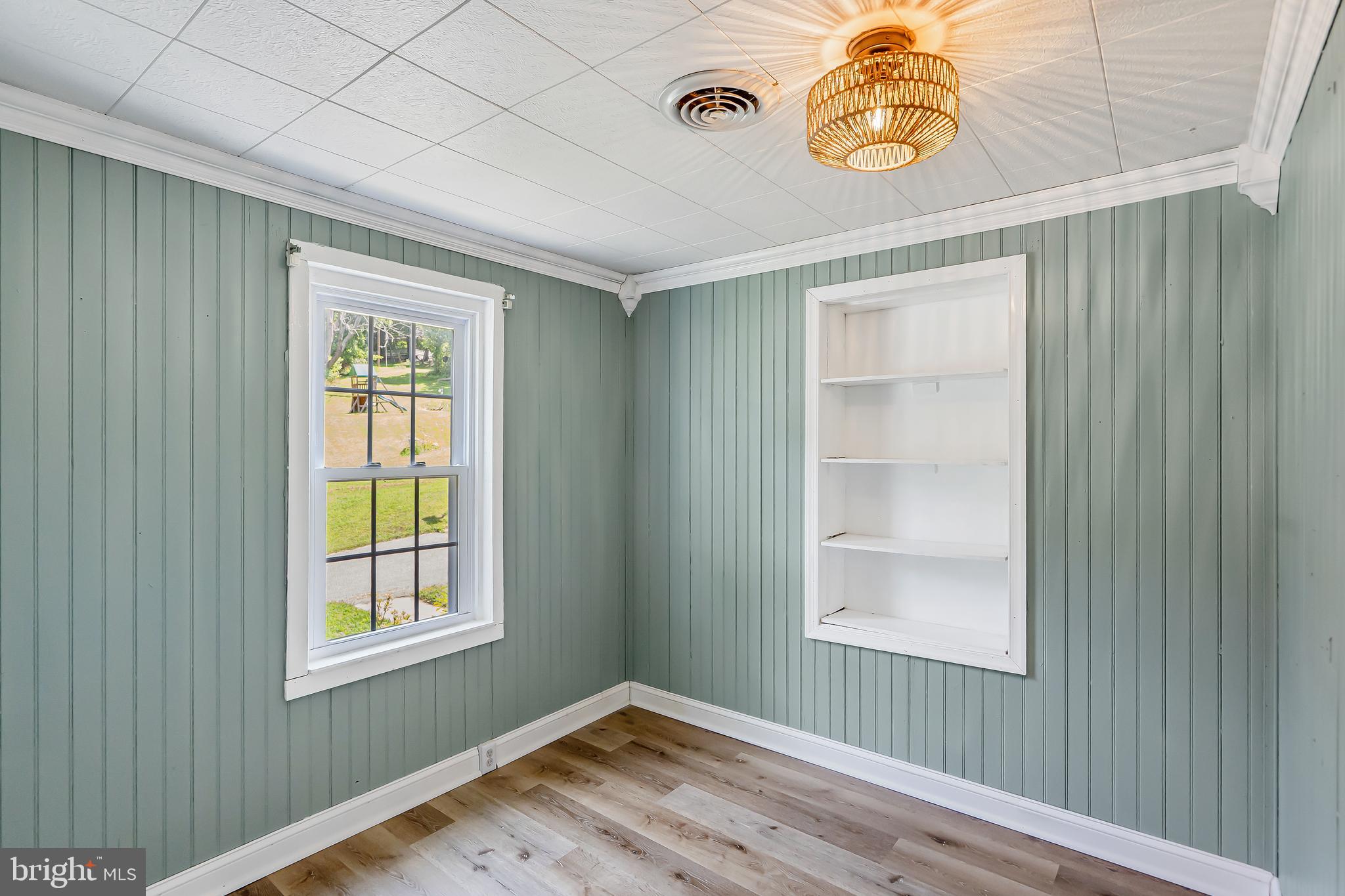 2921 Schoolhouse Road Finksburg, MD 21048 - Photo 5 of 53 Cozy Up with a Good Book in Den/Office