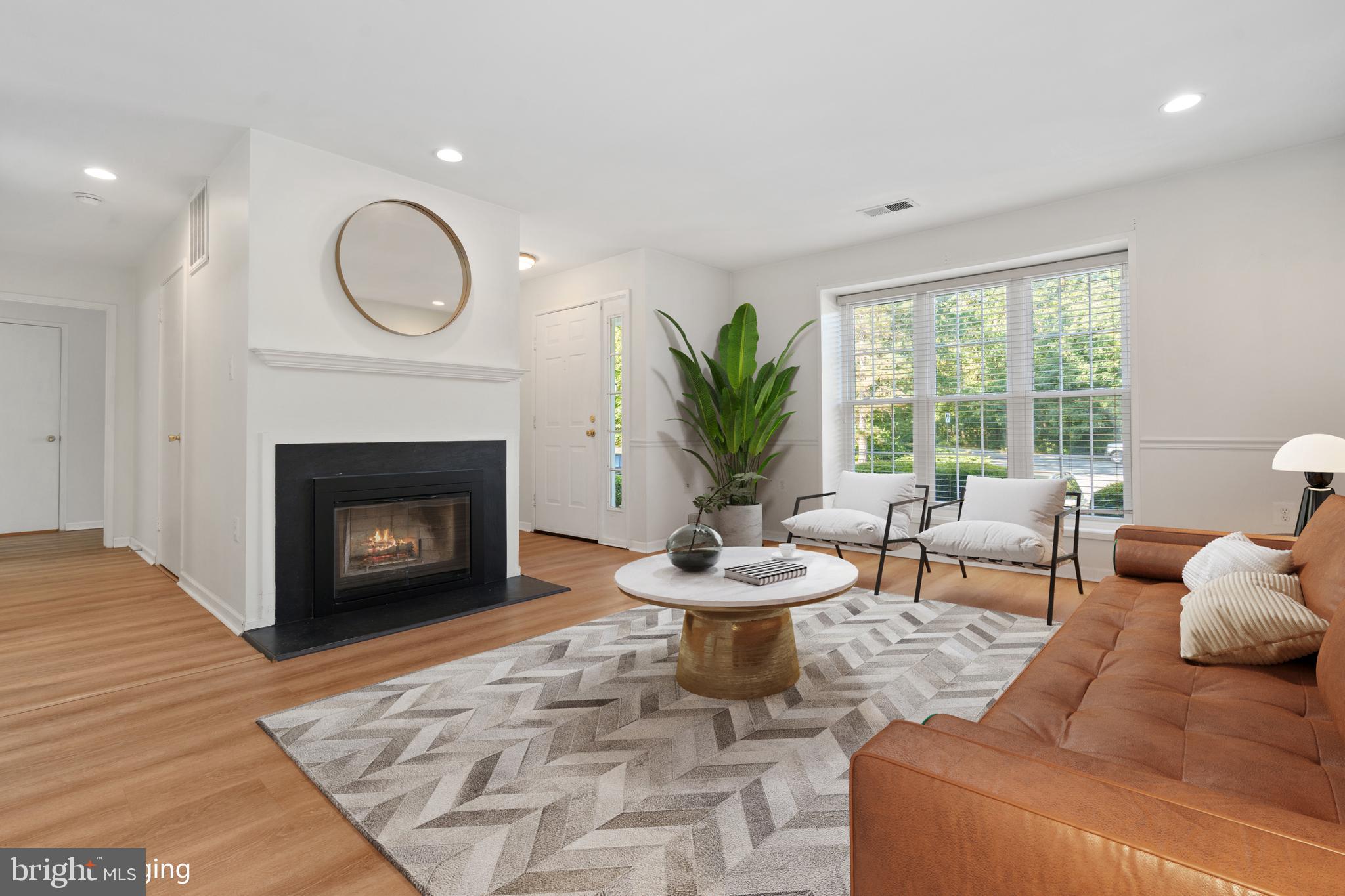 7811 Harrowgate Circle, Unit 6 Springfield, VA 22152 - Photo 11 of 28