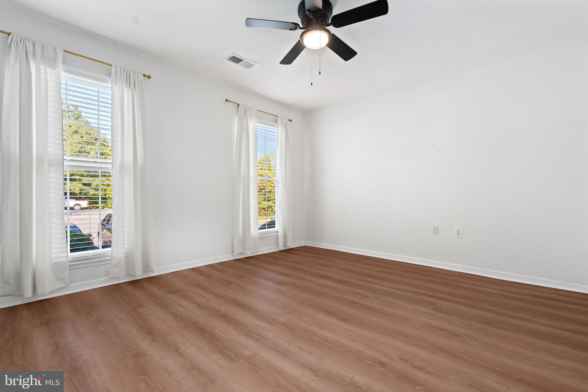 7811 Harrowgate Circle, Unit 6 Springfield, VA 22152 - Photo 15 of 28