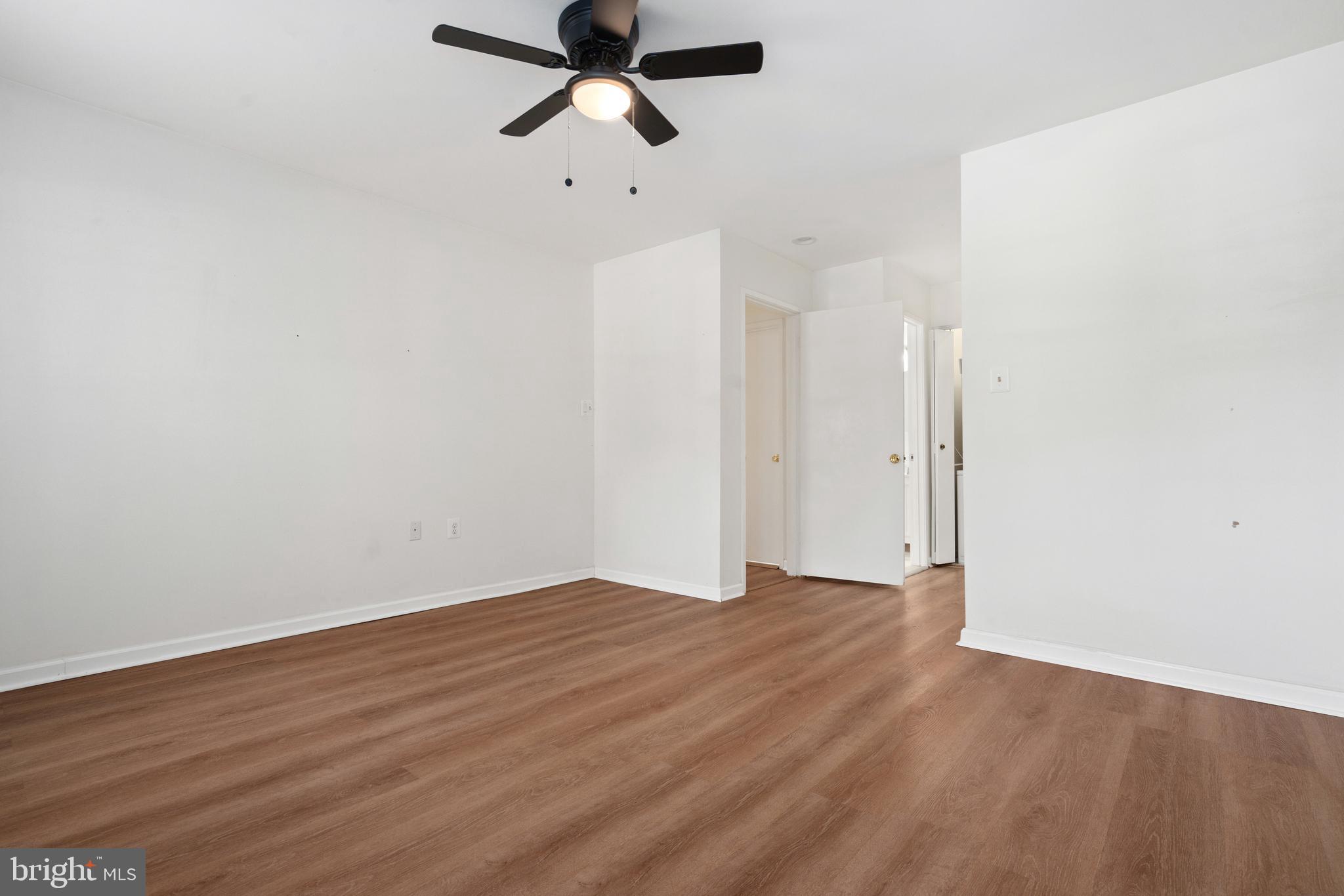 7811 Harrowgate Circle, Unit 6 Springfield, VA 22152 - Photo 16 of 28