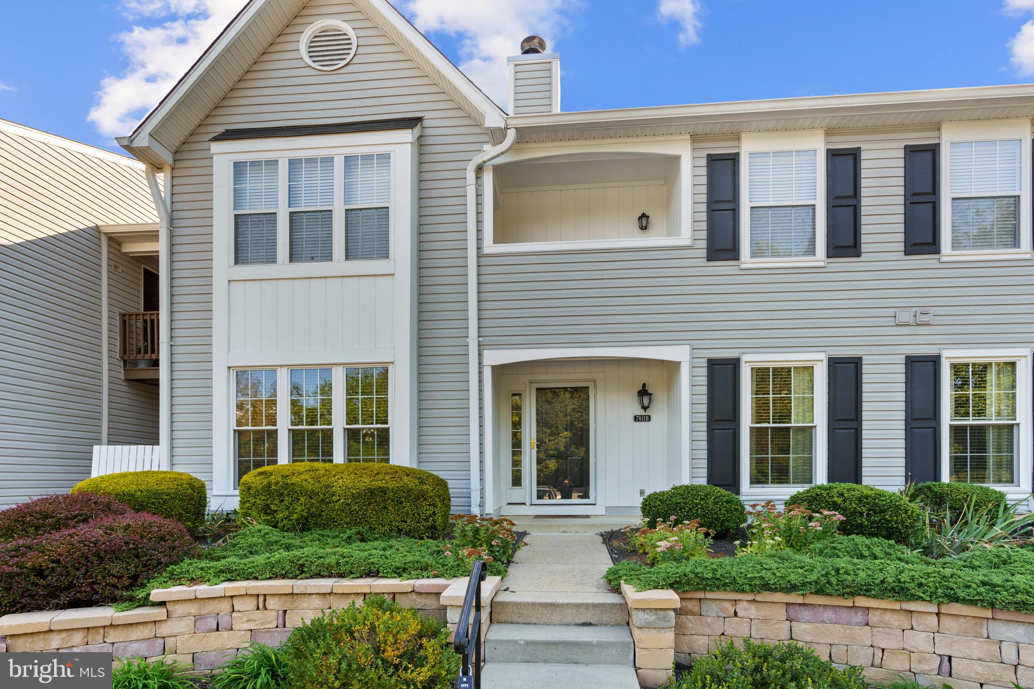 7811 Harrowgate Circle, Unit 6 Springfield, VA 22152 - Photo 2 of 28