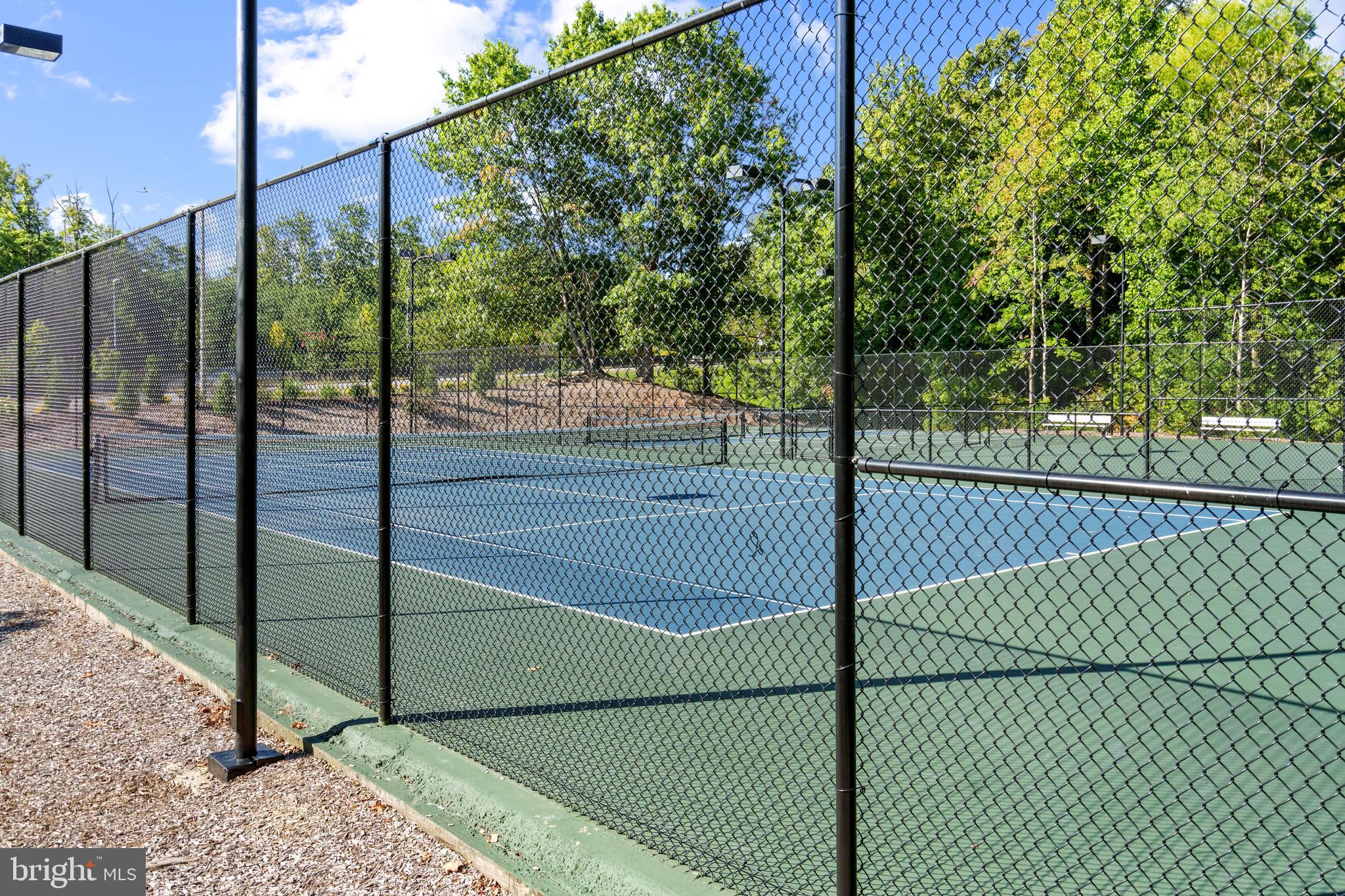 7811 Harrowgate Circle, Unit 6 Springfield, VA 22152 - Photo 25 of 28