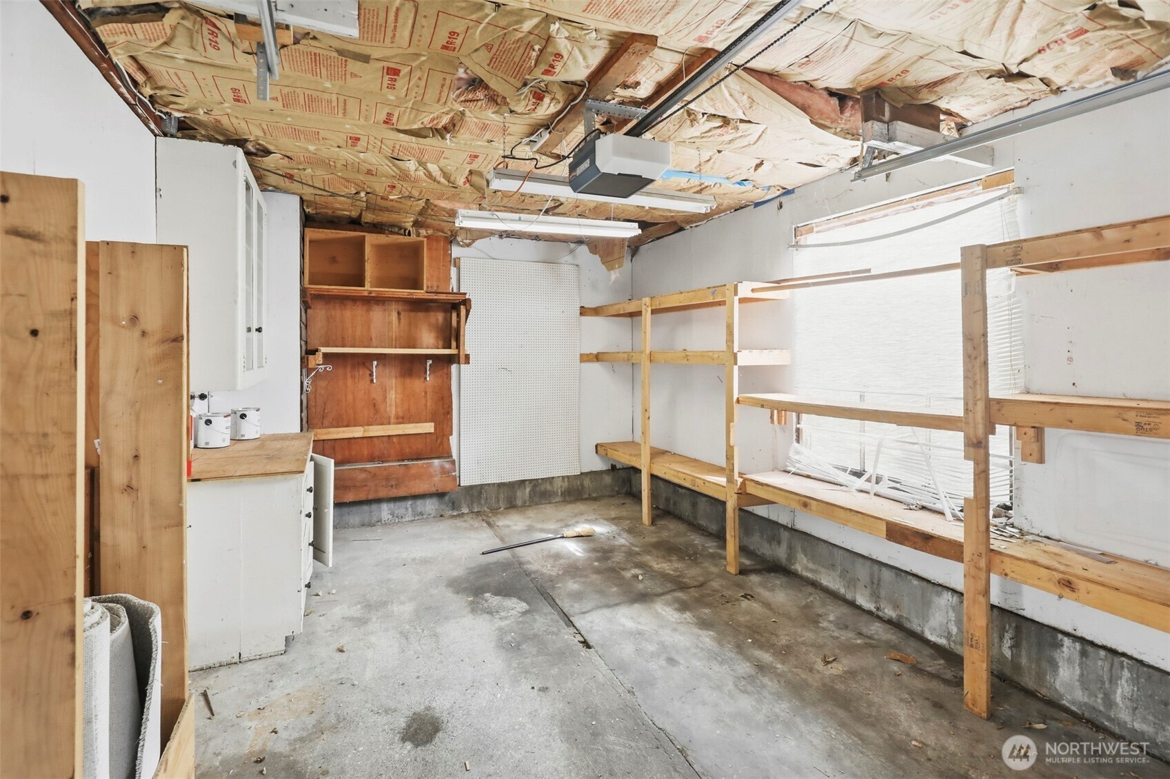 1817 34th Street Everett, WA 98201 - Photo 15 of 19 a view of an empty room with a staircase