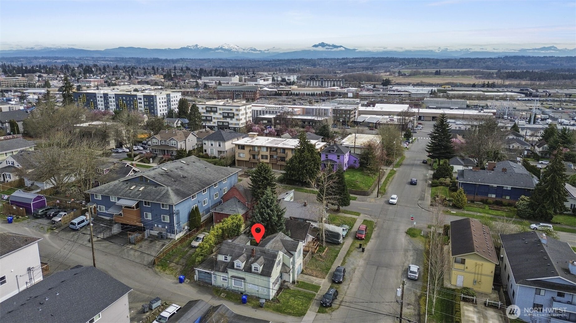 1817 34th Street Everett, WA 98201 - Photo 16 of 19 an aerial view of multiple house