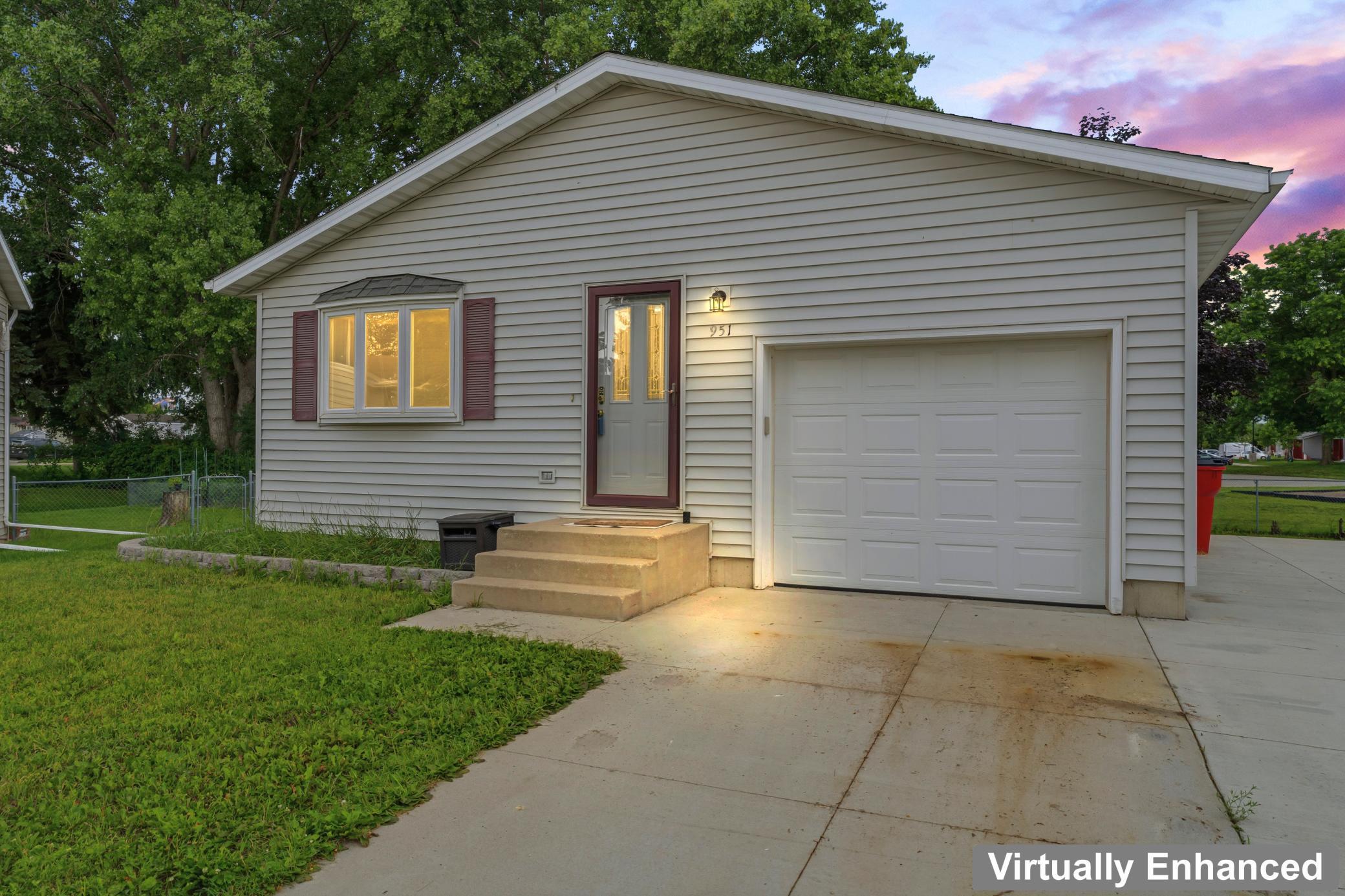 951 West Village Circle Rochester, MN 55904 - Photo 2 of 37