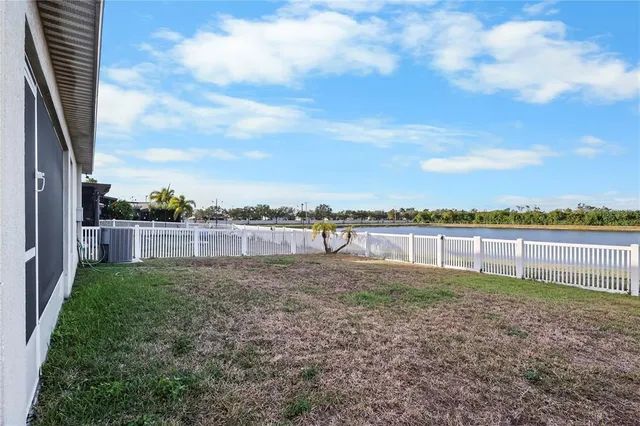 $2,150 | 1325 Pasadena Bloom Lane, Ruskin, FL 33570