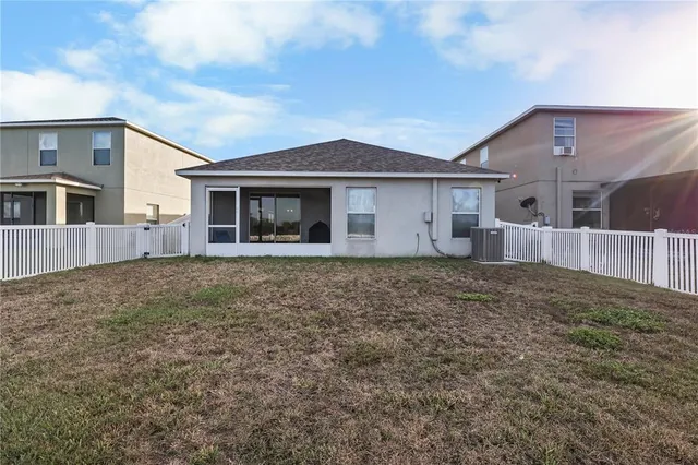 $2,150 | 1325 Pasadena Bloom Lane, Ruskin, FL 33570