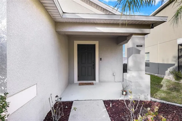 $2,150 | 1325 Pasadena Bloom Lane, Ruskin, FL 33570