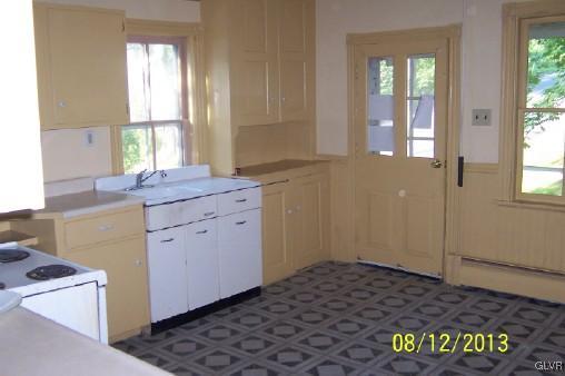 41 Mt Pleasant Road Bangor, PA 18013 - Photo 11 of 23 Gallery Image 11