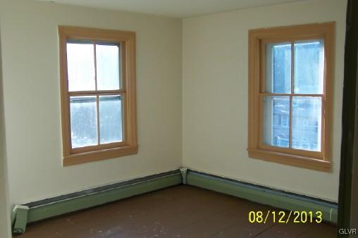 41 Mt Pleasant Road Bangor, PA 18013 - Photo 5 of 23 Gallery Image 5