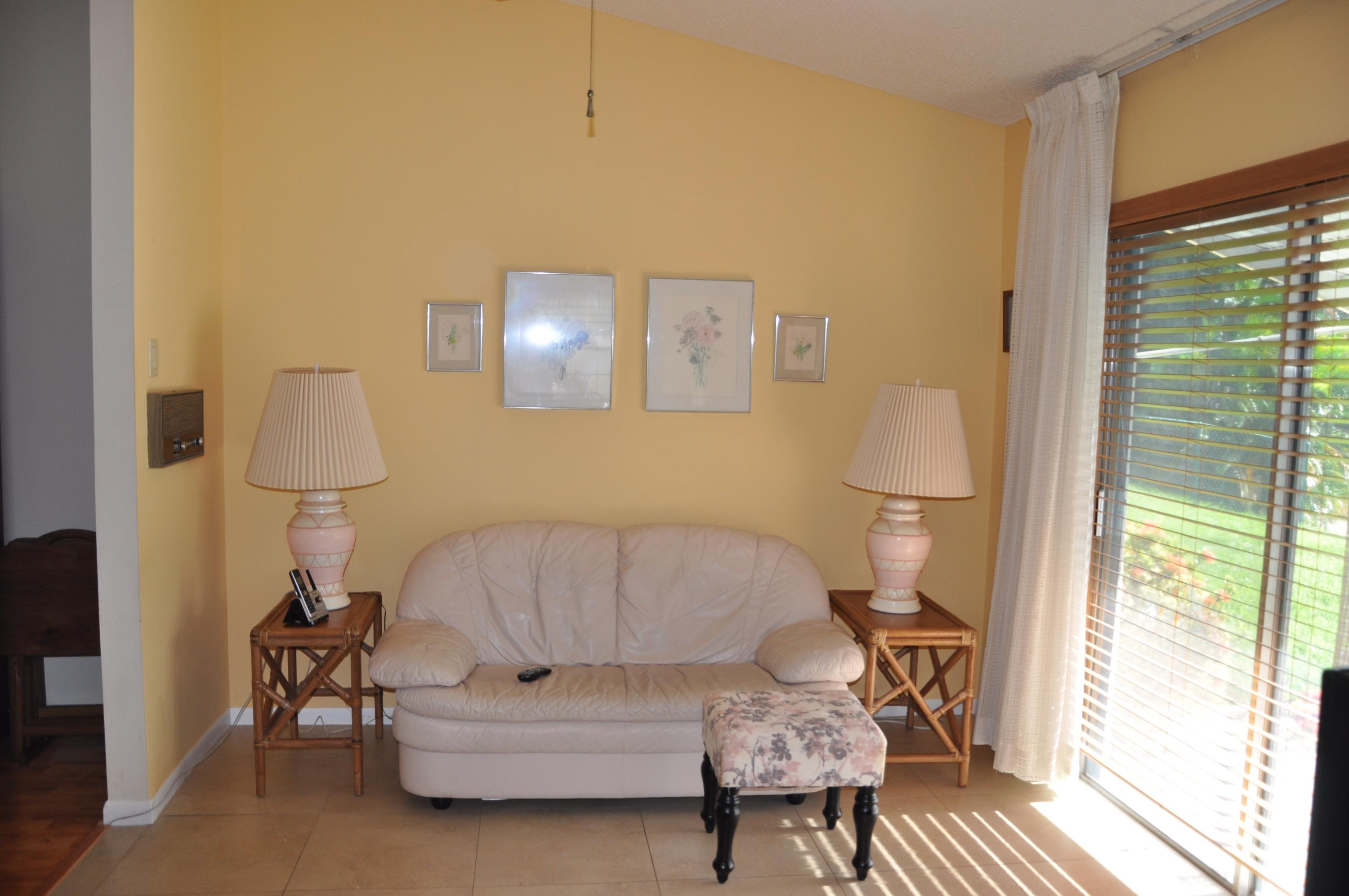 22615 Southwest 56th Avenue Boca Raton, FL 33433 - Photo 7 of 14 Family Room