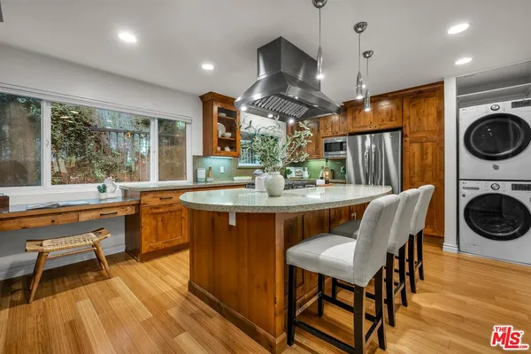 $988,000 | 1315 Stanford Street, Unit 3, Santa Monica, CA 90404