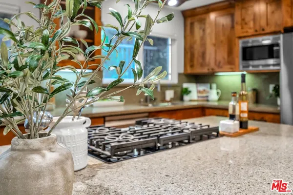 $988,000 | 1315 Stanford Street, Unit 3, Santa Monica, CA 90404