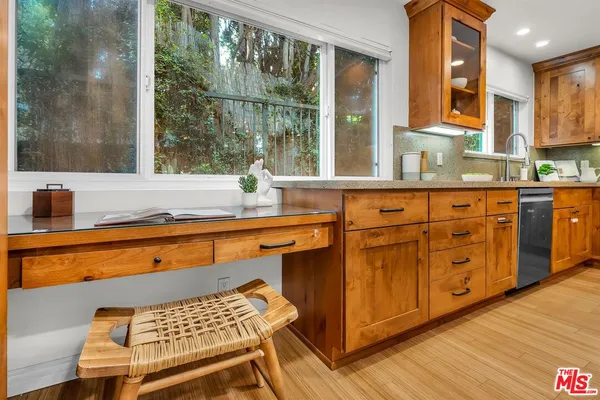 $988,000 | 1315 Stanford Street, Unit 3, Santa Monica, CA 90404