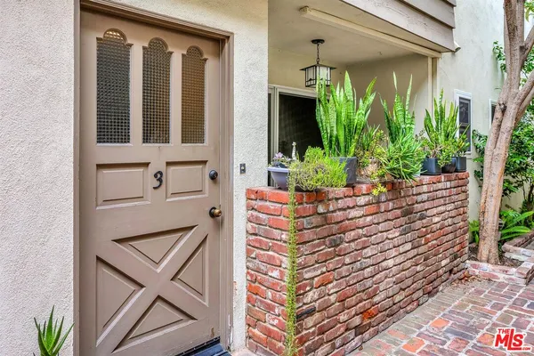 $988,000 | 1315 Stanford Street, Unit 3, Santa Monica, CA 90404