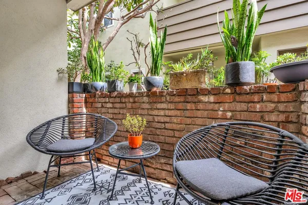 $988,000 | 1315 Stanford Street, Unit 3, Santa Monica, CA 90404