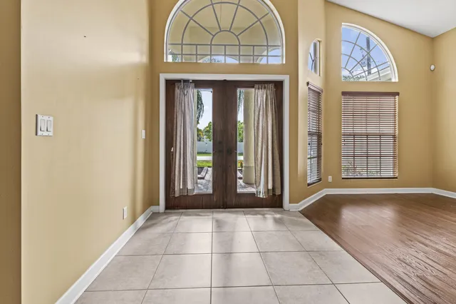 a view of an entryway of a house