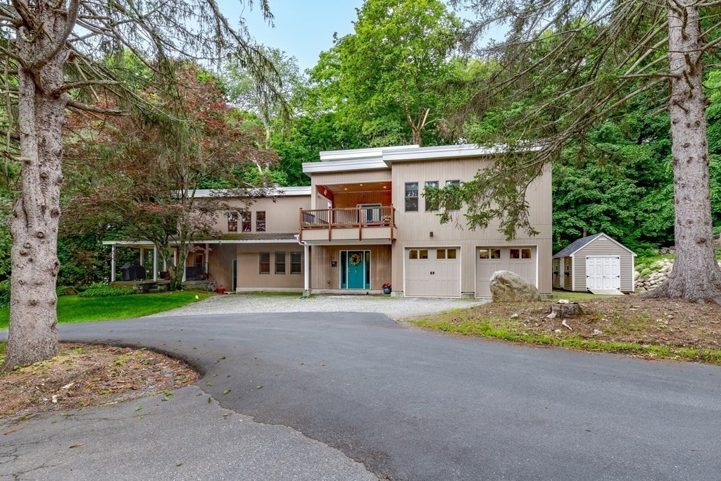 39 Starr Hill Road Littleton, MA 01460 - Photo 3 of 40 Gallery Image 3
