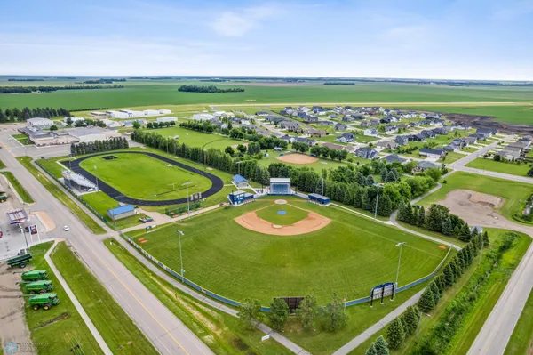 $38,500 | 629 Norman Drive, Kindred, ND 58051