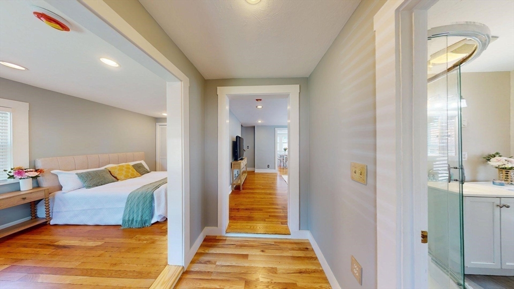 33 Volusia Road Hingham, MA 02043 - Photo 11 of 26