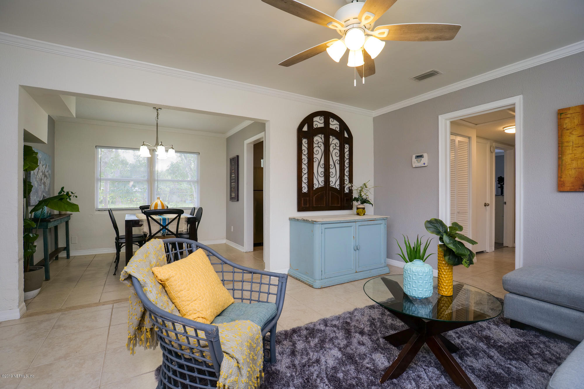942 Wren Road Jacksonville, FL 32216 - Photo 7 of 30 07 living to dining